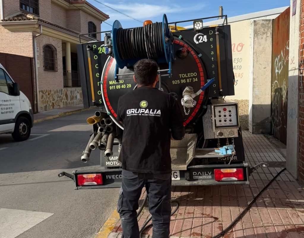 empresa desatascos y pocería soluciones grupalia