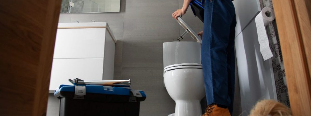 Mal olor a bajante: causas y soluciones
